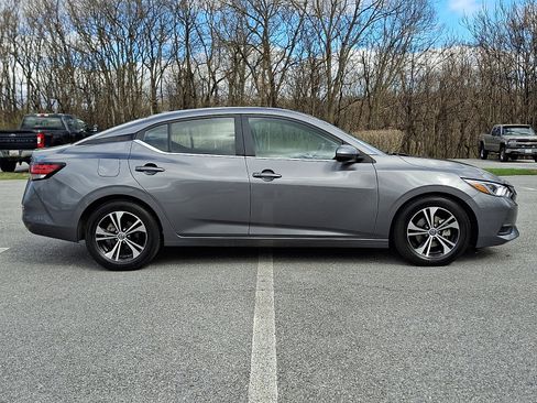 Used 2023 Nissan Sentra SV image 7