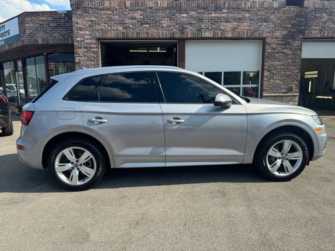 Used 2018 Audi Q5 2.0T Premium AWD/4WD image 17