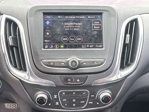 Used 2022 Chevrolet Equinox LT image 14