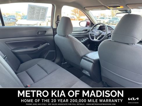 Used 2023 Nissan Altima 2.5 SV FWD image 26