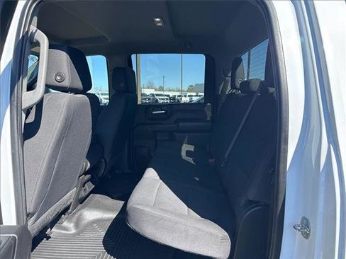 Used 2023 GMC Sierra 2500 Pro w/ Convenience Package image 12