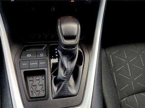 Certified 2023 Toyota RAV4 XLE image 38