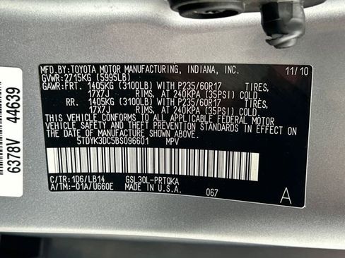 Used 2011 Toyota Sienna XLE image 18