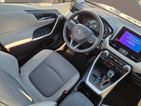 Used 2023 Toyota RAV4 XLE Premium FWD image 17