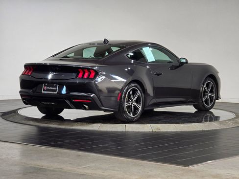 Used 2024 Ford Mustang Coupe image 10