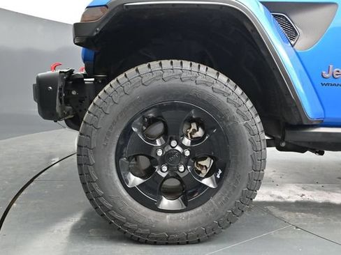 Used 2024 Jeep Wrangler Unlimited Rubicon AWD/4WD image 16