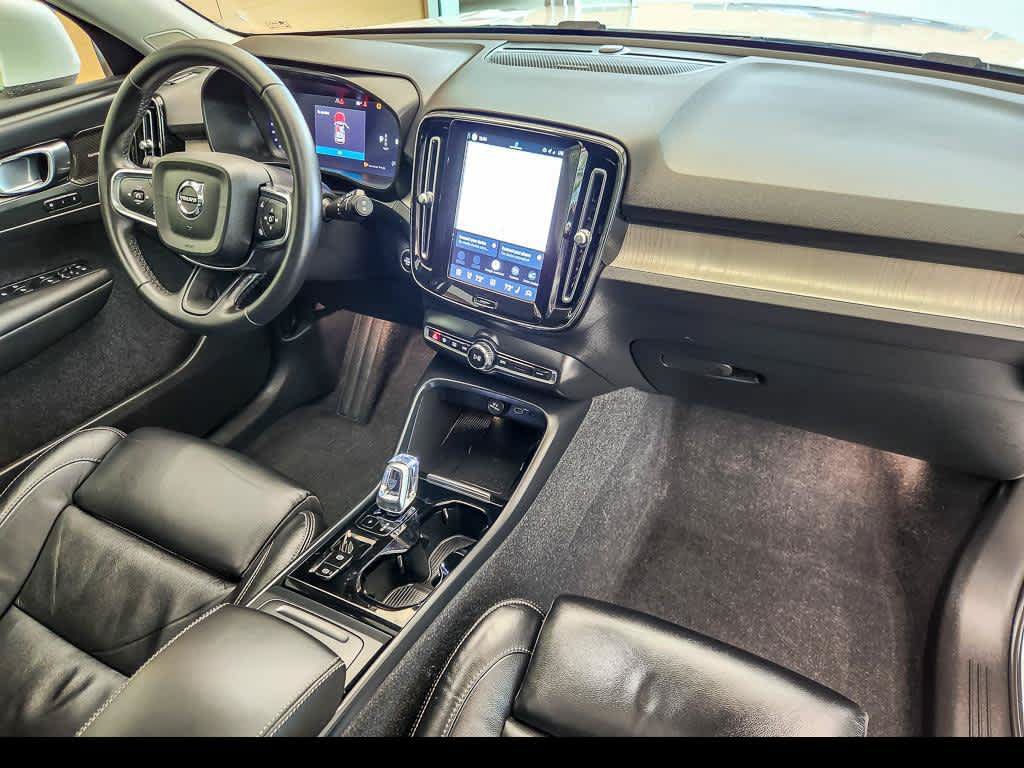 Used 2023 Volvo XC40 B5 Ultimate w/ Protection Package Premier AWD/4WD image 26