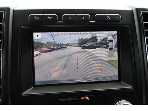 Used 2018 Ford Expedition Limited w/ Equipment Group 301A AWD/4WD image 42