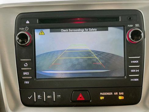 Used 2014 GMC Acadia SLT image 19