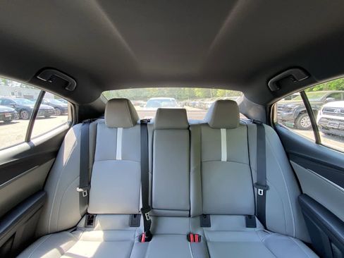 Used 2026 Toyota Camry SE w/ Convenience Package FWD image 27