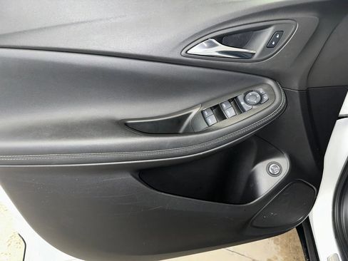 Certified 2022 Buick Encore GX Select image 7