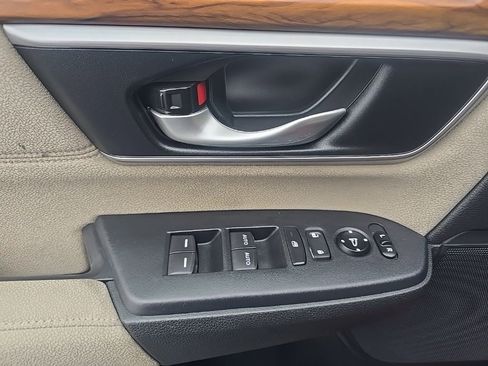 Used 2019 Honda CR-V EX image 12