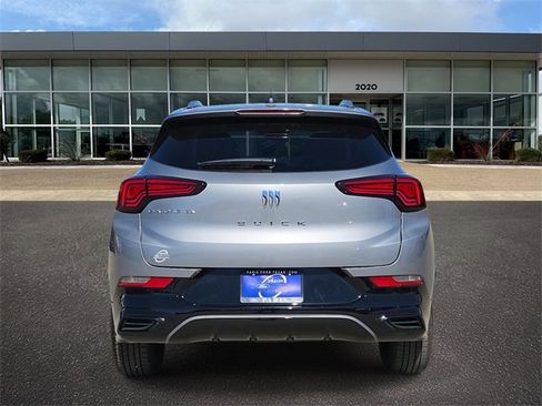 Used 2025 Buick Encore GX Sport Touring image 5