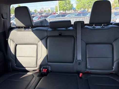 Used 2021 GMC Sierra 1500 SLT AWD/4WD image 12