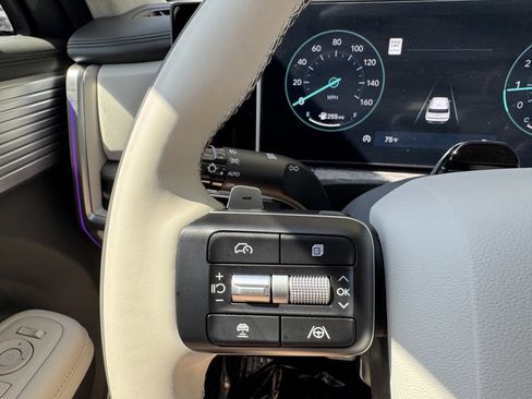 Used 2024 Hyundai Santa Fe Calligraphy image 30