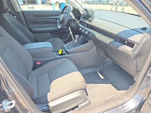 Certified 2025 Honda CR-V EX image 32