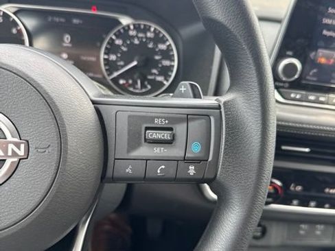 Certified 2024 Nissan Rogue SV AWD/4WD image 19