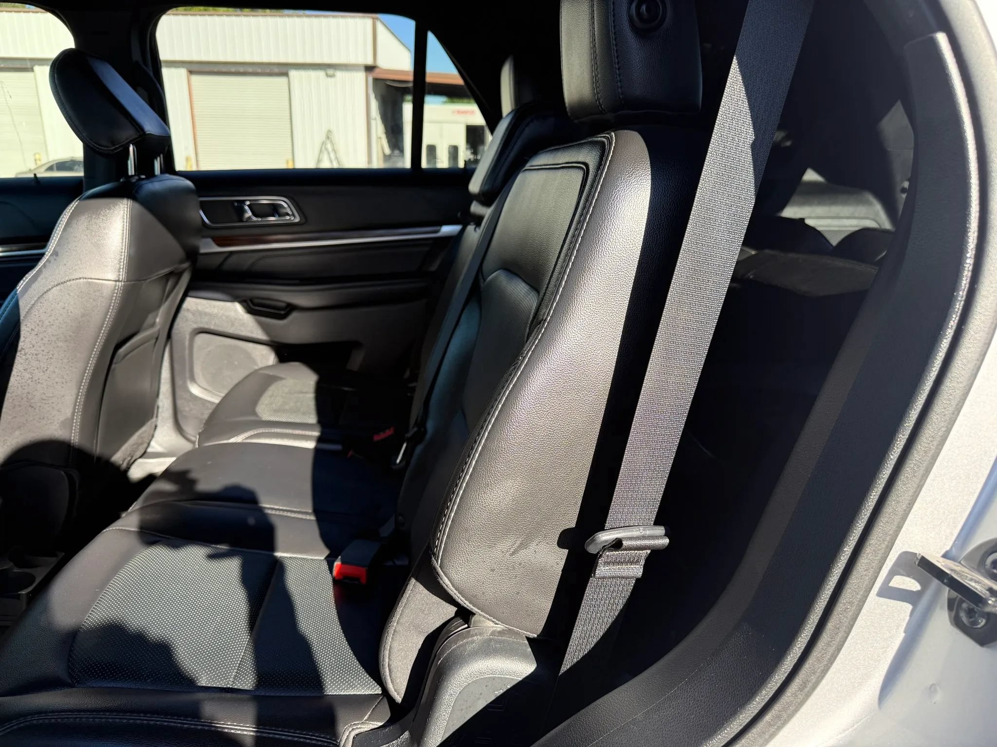 Used 2018 Ford Explorer Limited FWD image 21