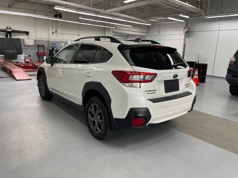 Used 2022 Subaru Crosstrek 2.5i Sport w/ Moonroof Package AWD/4WD image 2