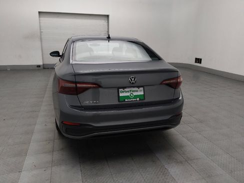 Used 2024 Volkswagen Jetta Sport image 6