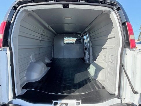 Used 2007 Chevrolet Express 2500 Extended image 11