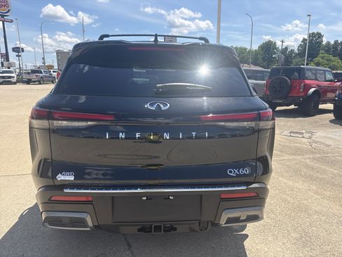 Used 2023 INFINITI QX60 Autograph w/ Cargo Package AWD/4WD image 4
