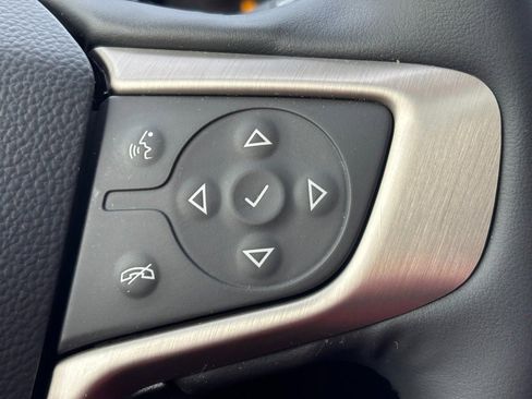 Used 2023 GMC Acadia Denali w/ Black Diamond Edition image 29