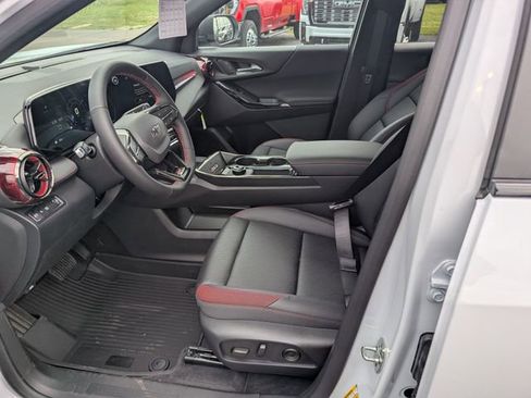 New 2026 Chevrolet Equinox RS w/ Convenience Package III FWD image 13