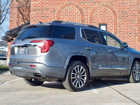 Used 2022 GMC Acadia Denali w/ Denali Ultimate Package image 5