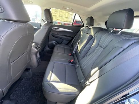 New 2025 Buick Envision Avenir image 25