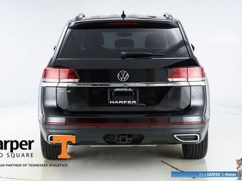 Used 2023 Volkswagen Atlas SE w/ Black Wheel Package FWD image 8