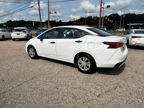 Used 2024 Nissan Versa S FWD image 14