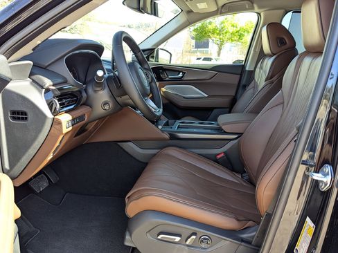 New 2026 Acura MDX SH-AWD w/ Advance Package image 9