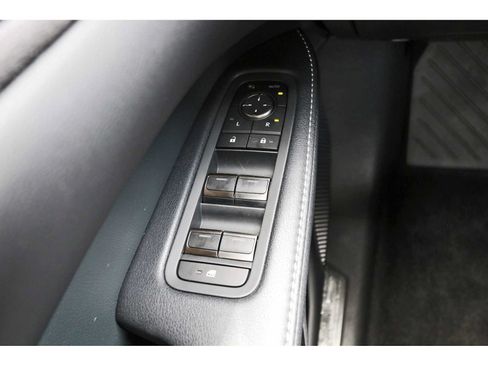 Used 2025 Lexus RX 450h AWD w/ Luxury Package image 20