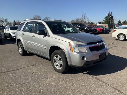 Used 2008 Chevrolet Equinox LS image 2