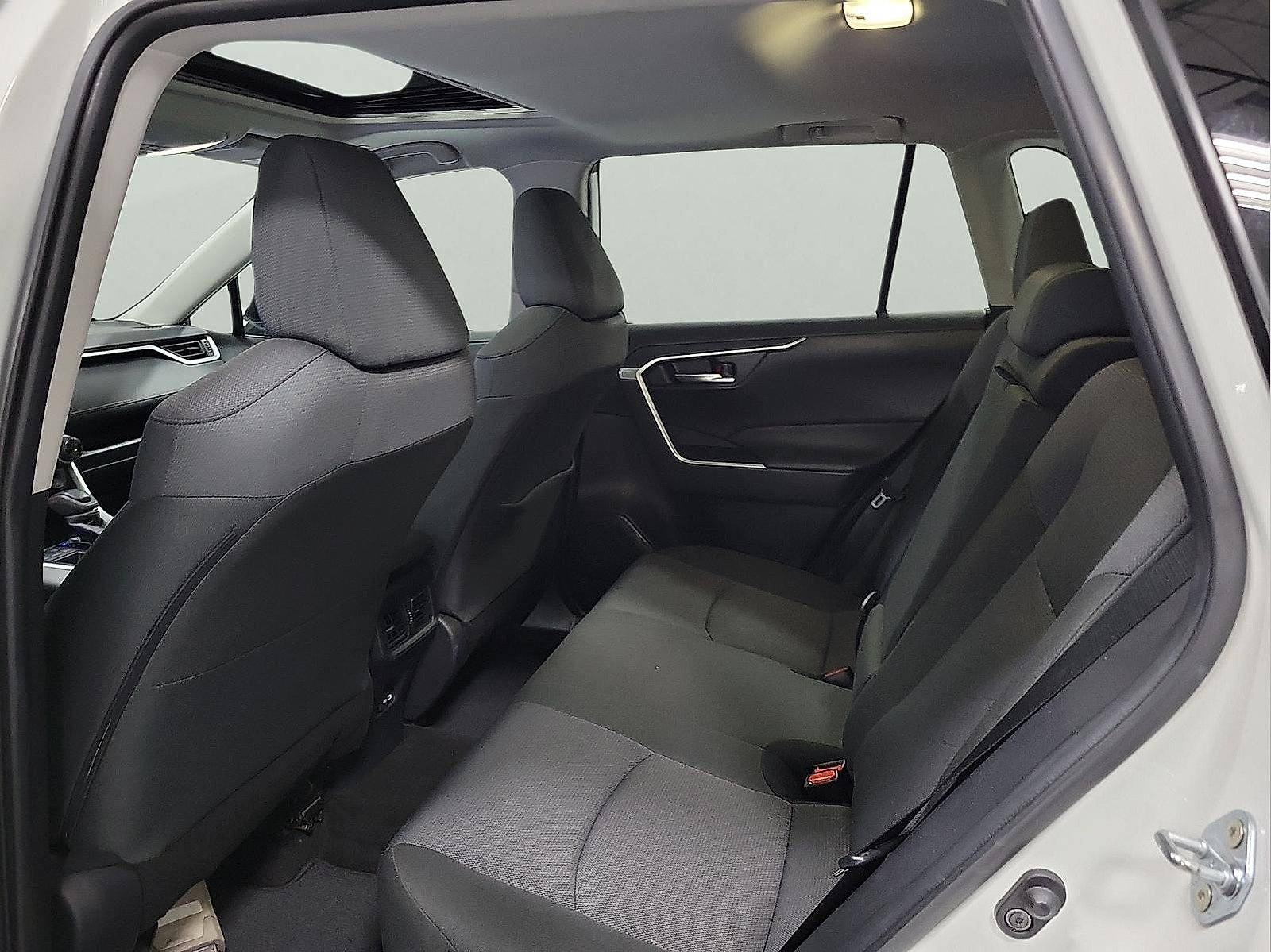 Certified 2025 Toyota RAV4 XLE w/ Convenience Package FWD image 9