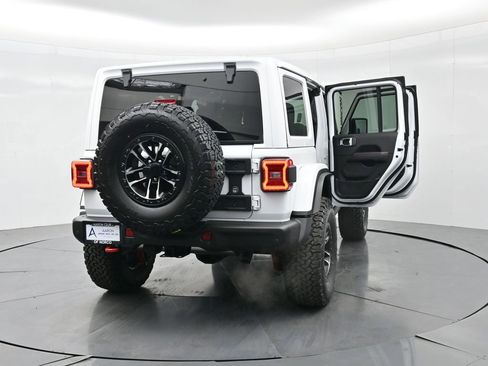 New 2026 Jeep Wrangler Unlimited Rubicon image 32