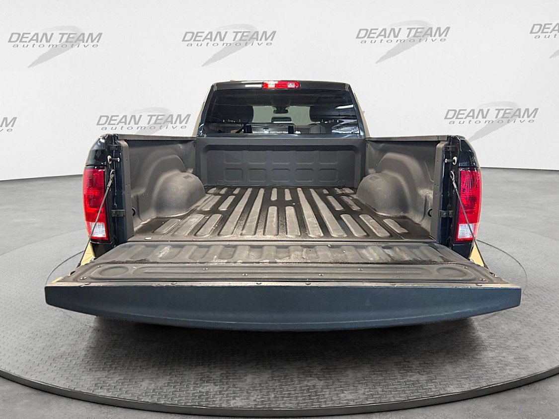 Used 2019 RAM 1500 Express AWD/4WD image 18