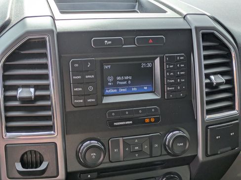 Used 2017 Ford F250 XLT w/ XLT Value Package image 21