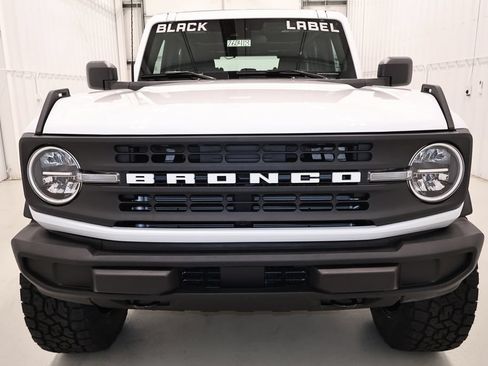 New 2026 Ford Bronco 4-Door AWD/4WD image 4
