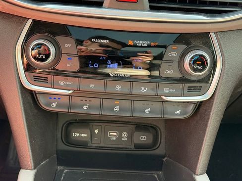 Used 2019 Hyundai Santa Fe AWD image 28