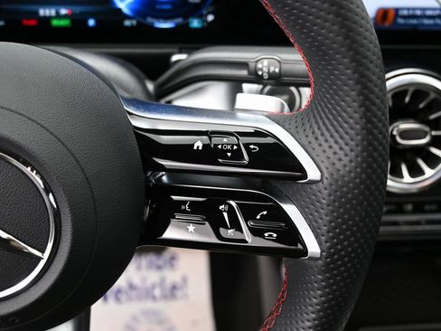 Used 2024 Mercedes-Benz EQB 250+ image 23