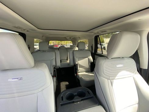 New 2026 Ford Expedition Max Platinum w/ Platinum Ultimate Package image 28