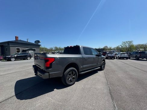 New 2023 Ford F150 Lightning Lariat AWD/4WD image 6