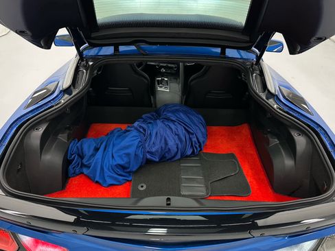 Used 2016 Chevrolet Corvette Z06 w/ 3LZ Preferred Equipment Group image 36