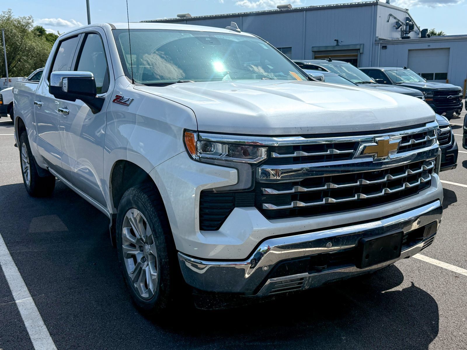 Certified 2024 Chevrolet Silverado 1500 LTZ AWD/4WD image 1