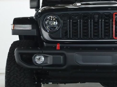 Used 2026 Jeep Wrangler Unlimited Rubicon AWD/4WD image 7