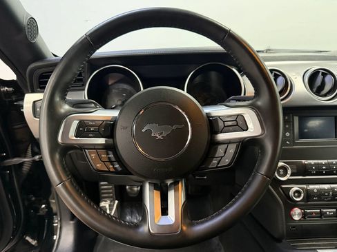 Used 2020 Ford Mustang GT RWD image 12