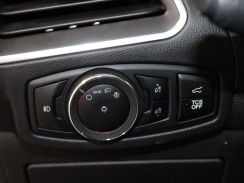 Used 2024 Ford Edge Titanium image 42