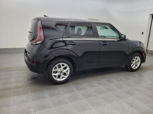 Used 2025 Kia Soul S FWD image 10
